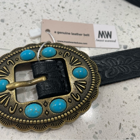 Most Wanted Black Leather Tooled Belt Round Turquoise Stone Buckle NEW Medium - Picture 6 of 10